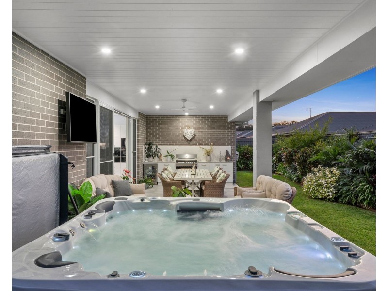 21 Wells Avenue, Thrumster NSW 2444