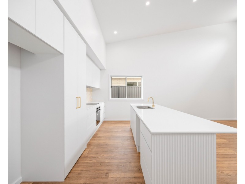 57 Neave Way, Thrumster NSW 2444