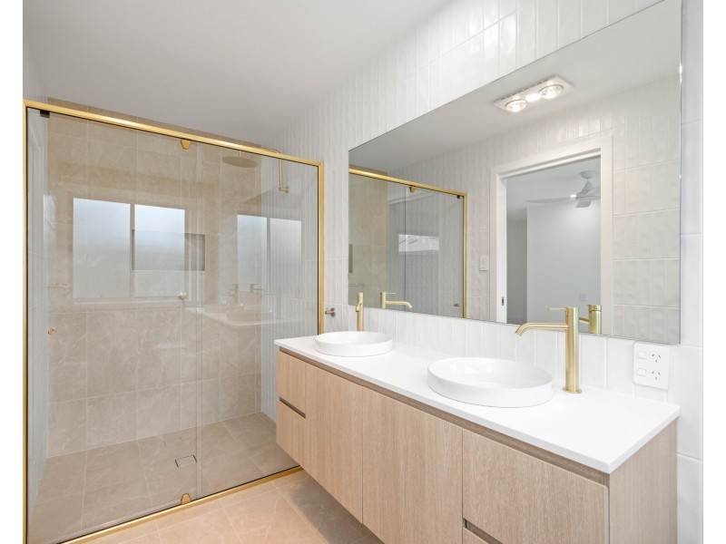 57 Neave Way, Thrumster NSW 2444
