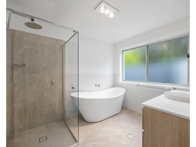 57 Neave Way, Thrumster NSW 2444