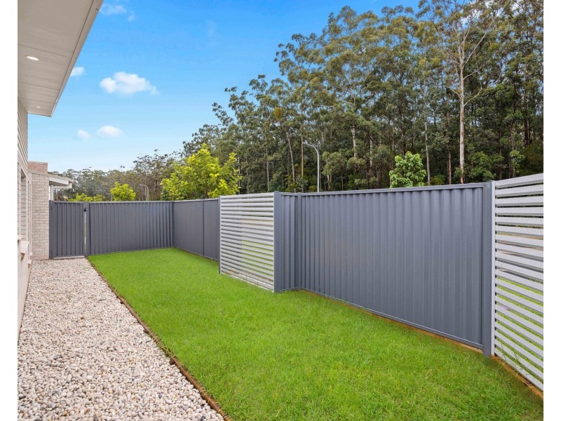 57 Neave Way, Thrumster NSW 2444