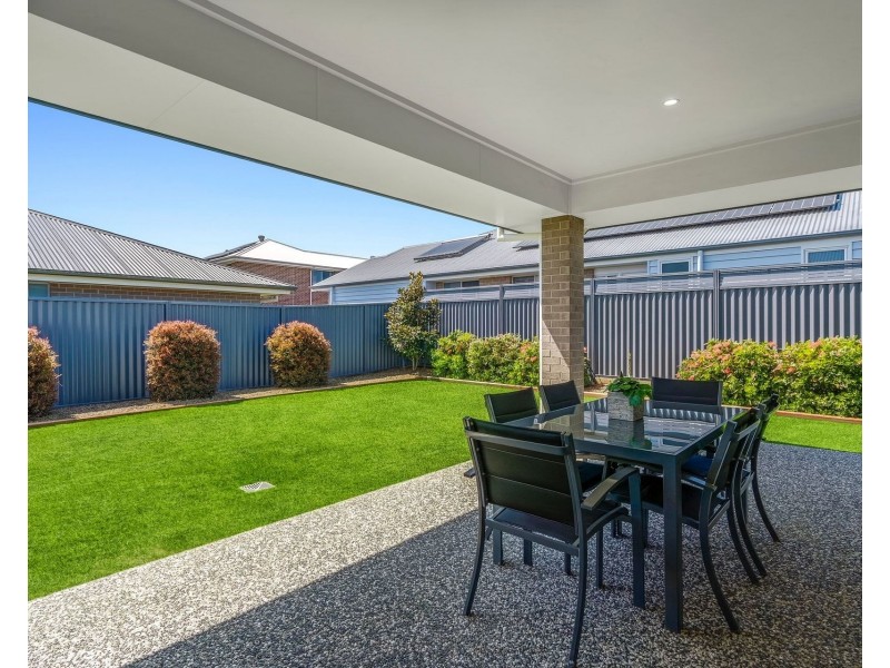 81 Sovereign Drive, Thrumster NSW 2444