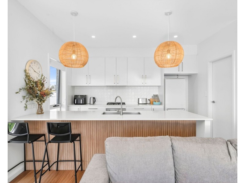 2 Hillside Place, Thrumster NSW 2444