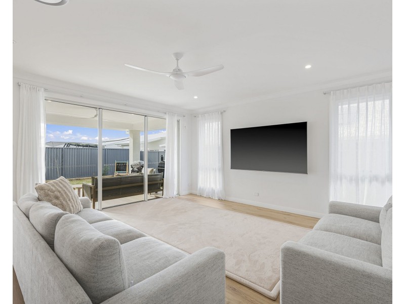 119 Neave Way, Thrumster NSW 2444