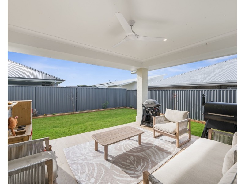 119 Neave Way, Thrumster NSW 2444