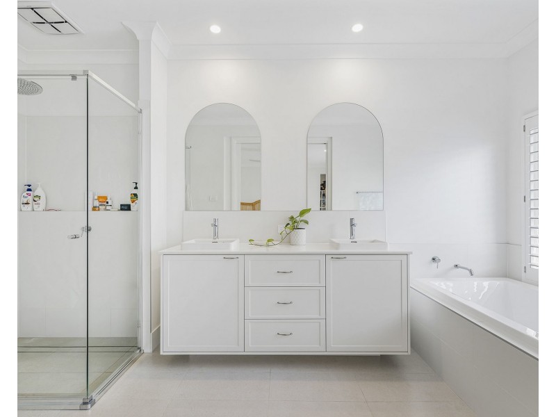 119 Neave Way, Thrumster NSW 2444