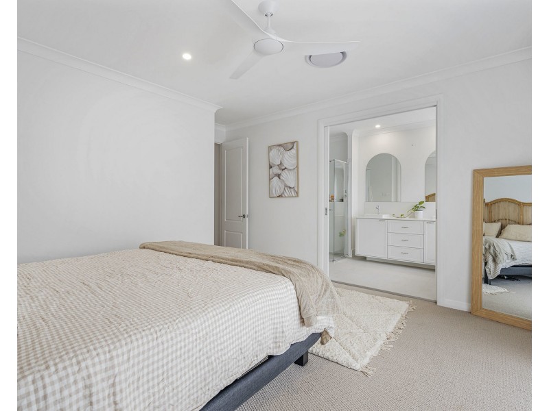 119 Neave Way, Thrumster NSW 2444