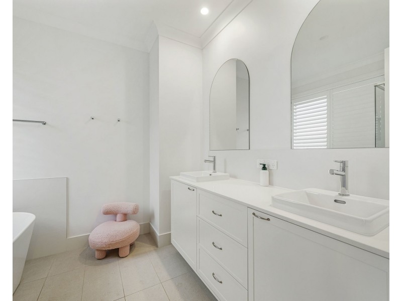 119 Neave Way, Thrumster NSW 2444