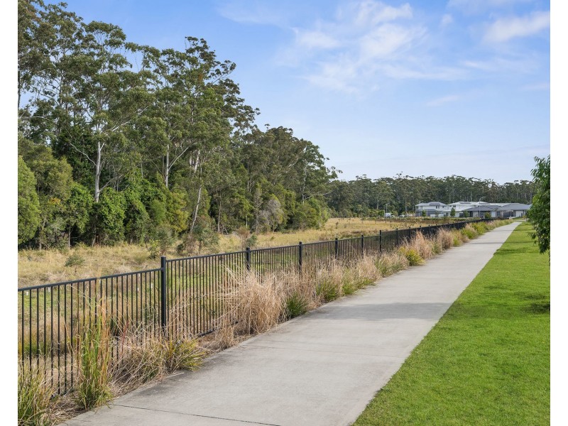 119 Neave Way, Thrumster NSW 2444