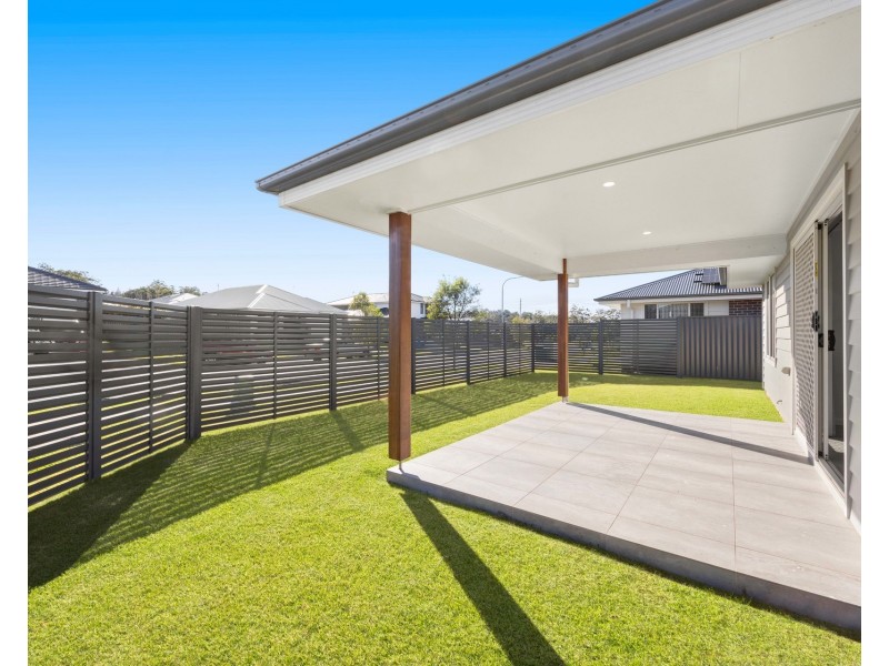 1 Pountney Avenue, Thrumster NSW 2444