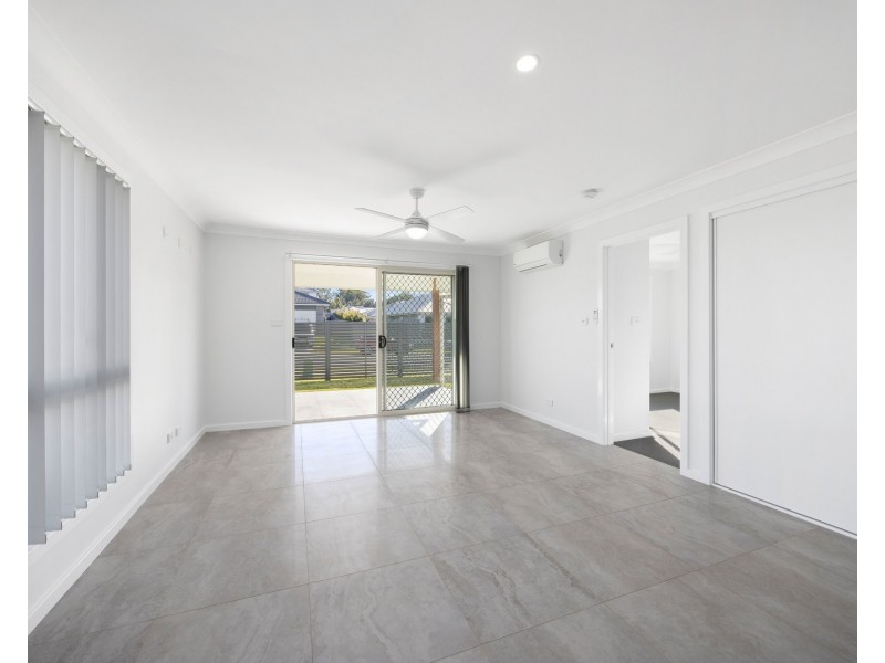1 Pountney Avenue, Thrumster NSW 2444