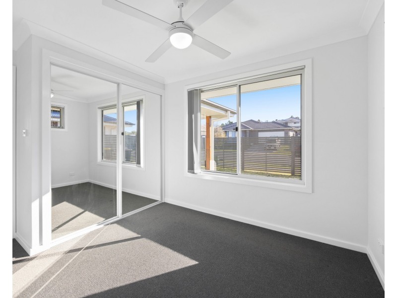 1 Pountney Avenue, Thrumster NSW 2444