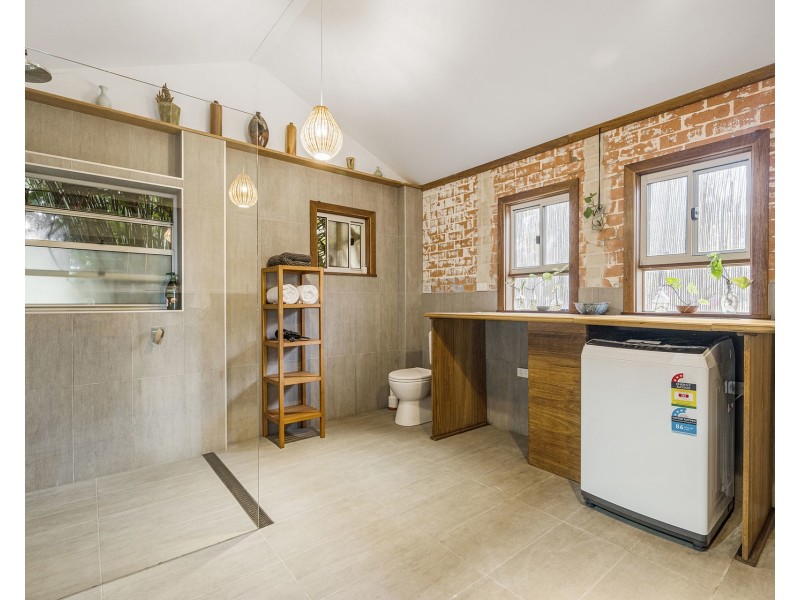 385 Blackmans Point Road, Blackmans Point NSW 2444