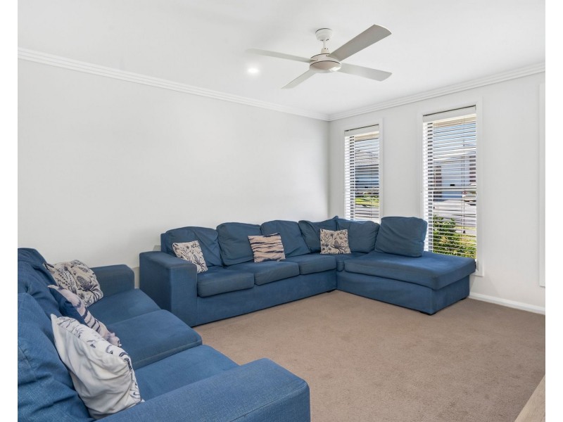 18 Pountney Avenue, Thrumster NSW 2444