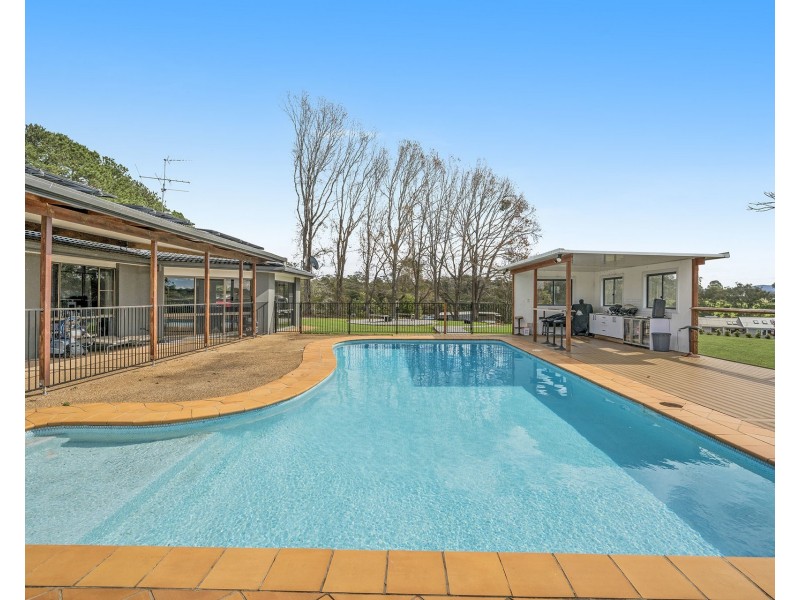 180 Hewens Road, Brombin NSW 2446