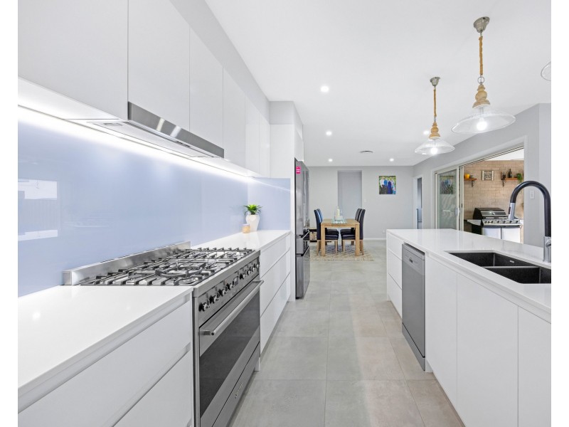 15 Day Circuit, Thrumster NSW 2444