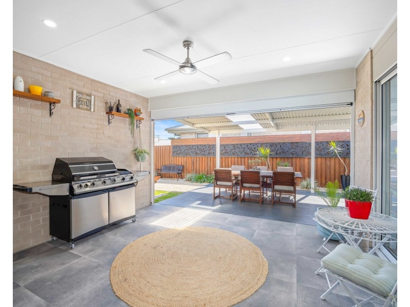 15 Day Circuit, Thrumster NSW 2444