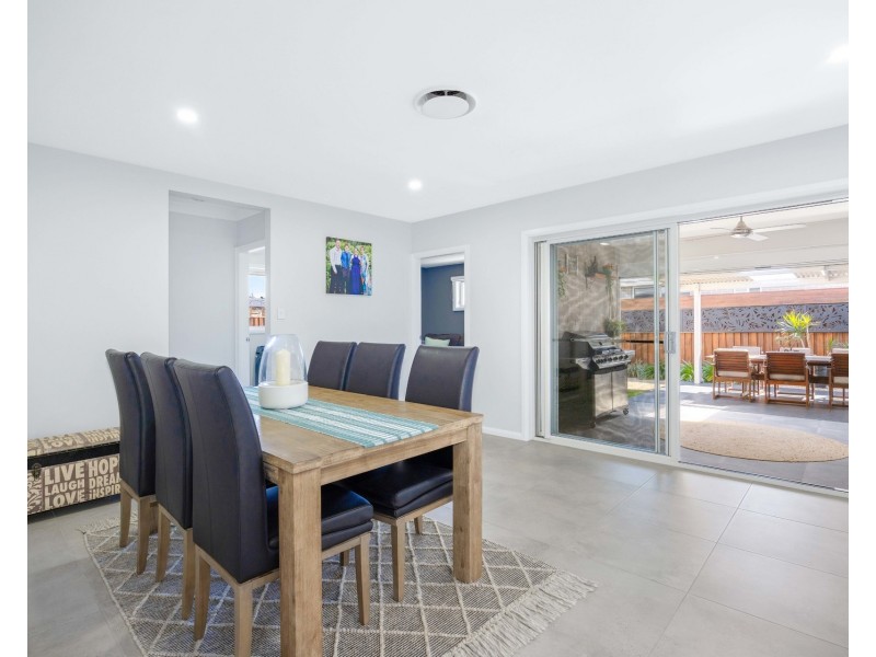 15 Day Circuit, Thrumster NSW 2444