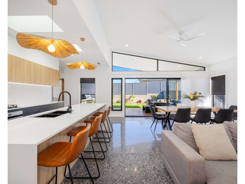 3 Aniseed Avenue, Thrumster NSW 2444