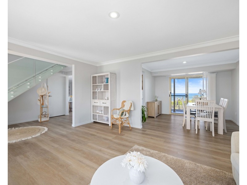 1510 Ocean Drive, Lake Cathie NSW 2445