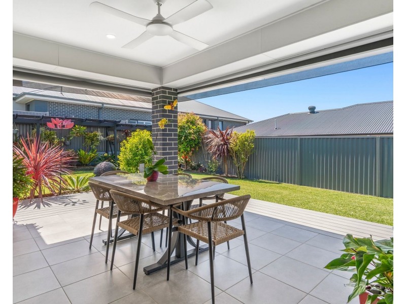 15 Scott Street, Thrumster NSW 2444