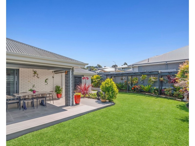 15 Scott Street, Thrumster NSW 2444