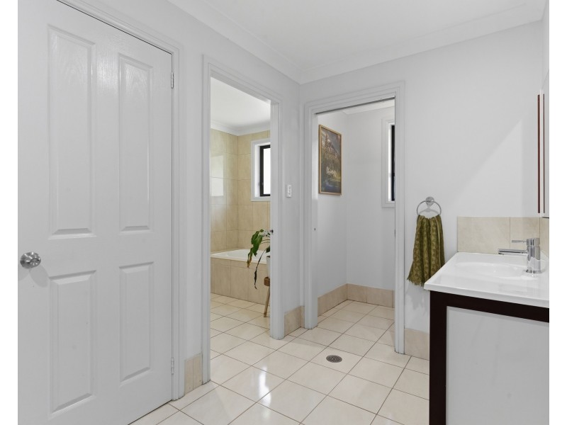 29 Riverbreeze Drive, Crosslands NSW 2446