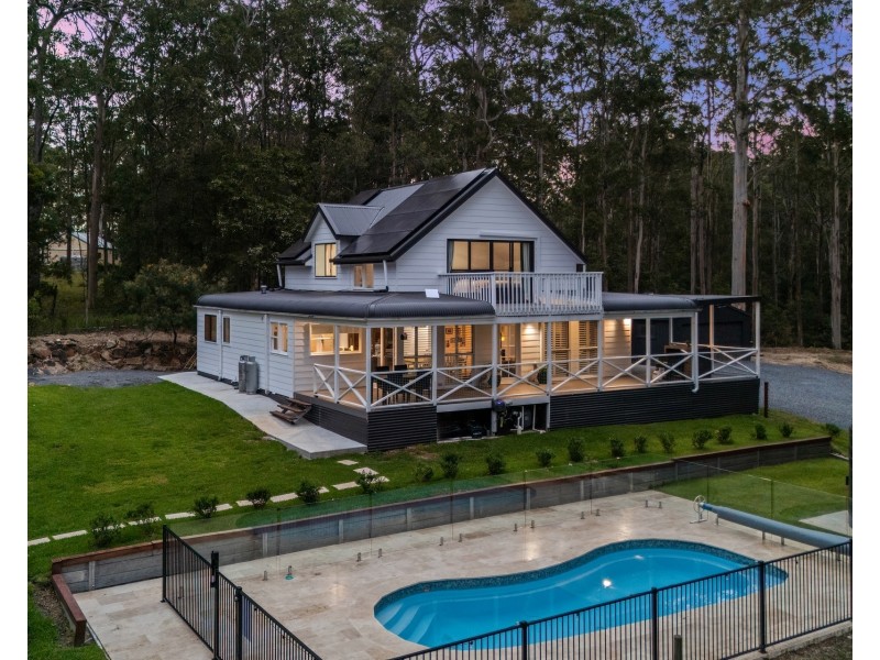 18 Kristel Place, Lake Innes NSW 2446