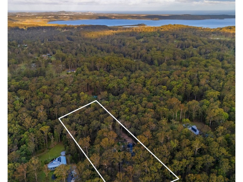 18 Kristel Place, Lake Innes NSW 2446