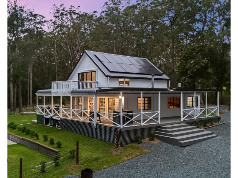 18 Kristel Place, Lake Innes NSW 2446