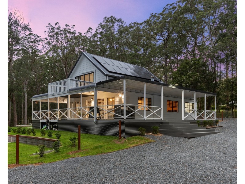 18 Kristel Place, Lake Innes NSW 2446