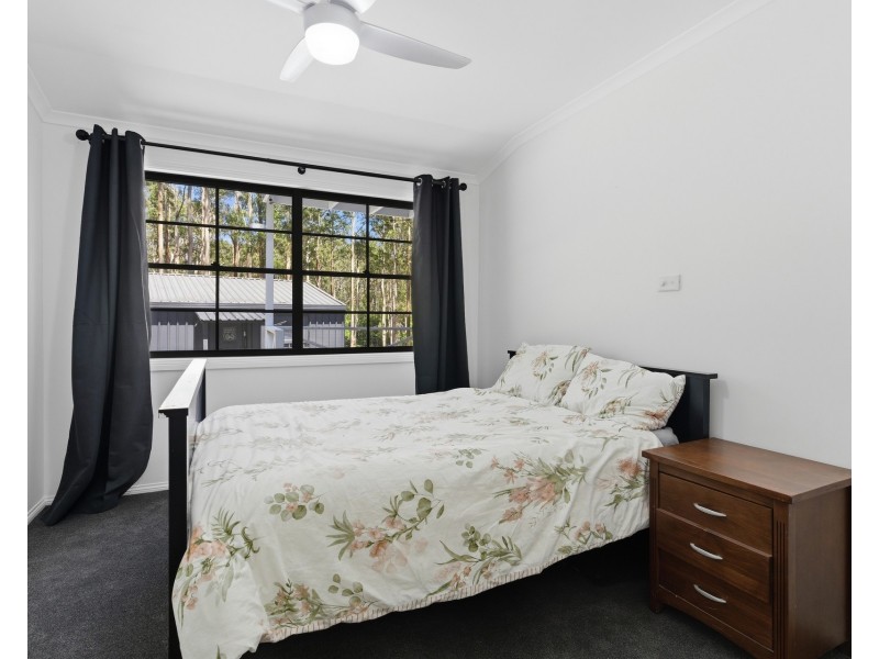 18 Kristel Place, Lake Innes NSW 2446