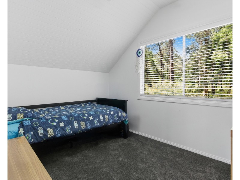 18 Kristel Place, Lake Innes NSW 2446
