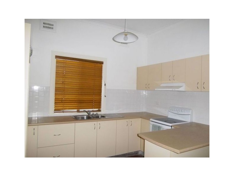 10 Holman Street, Kempsey NSW 2440