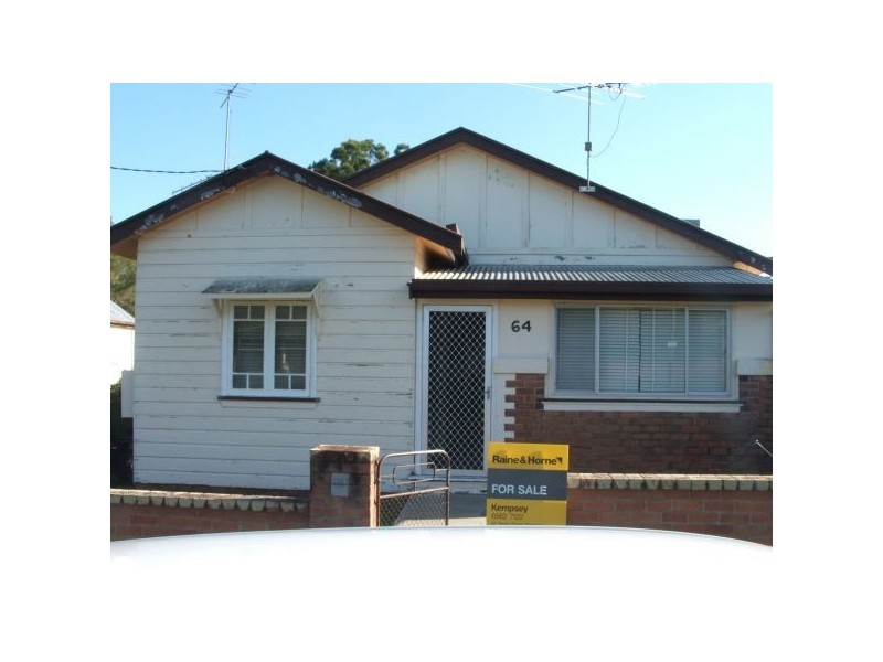 64 Tozer Street, Kempsey NSW 2440