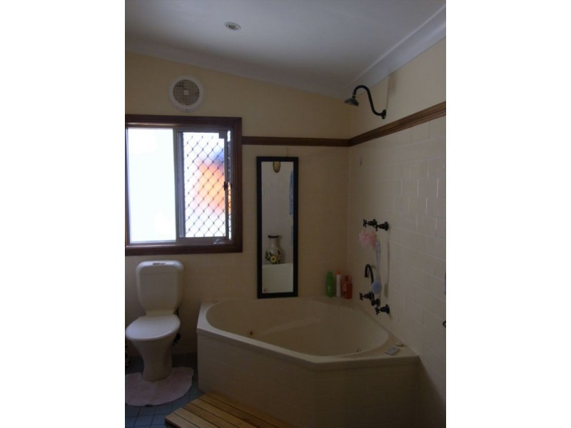 48 Cameron Street, West Kempsey NSW 2440