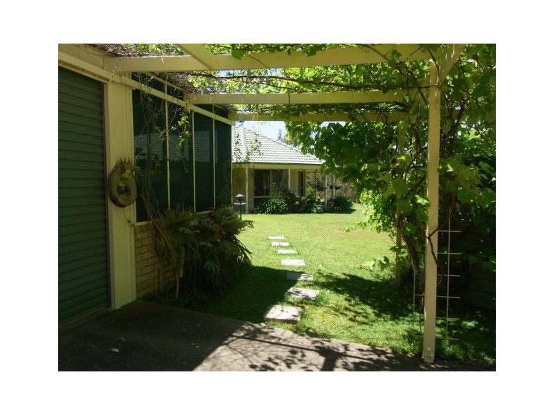 61 Neville Morton Drive, Crescent Head NSW 2440