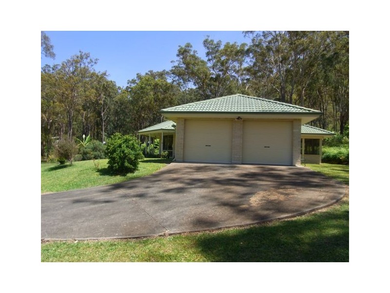 61 Neville Morton Drive, Crescent Head NSW 2440