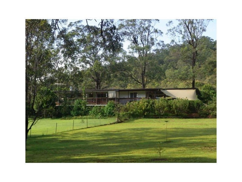 2885 Armidale Road, Hickeys Creek NSW 2440
