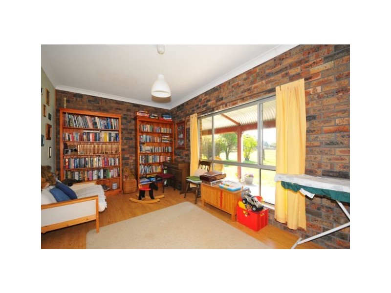 797 Armidale Road, Skillion Flat NSW 2440