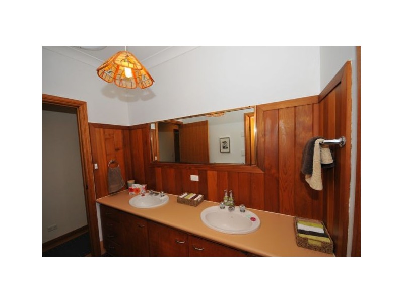797 Armidale Road, Skillion Flat NSW 2440