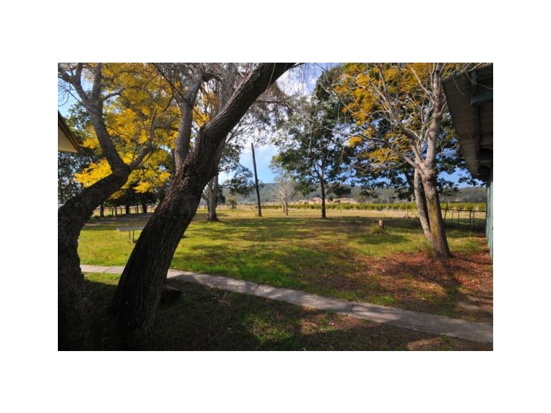 797 Armidale Road, Skillion Flat NSW 2440