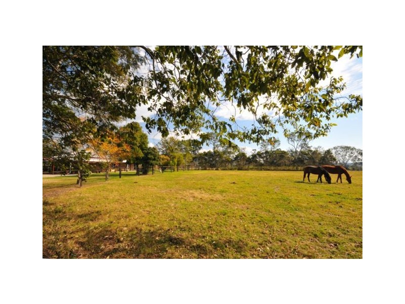 797 Armidale Road, Skillion Flat NSW 2440