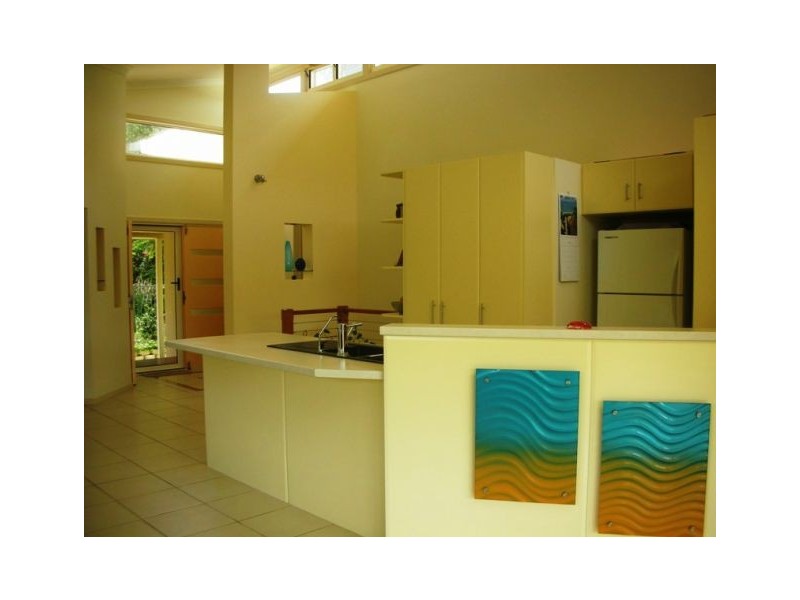 12 Home Street, Hat Head NSW 2440