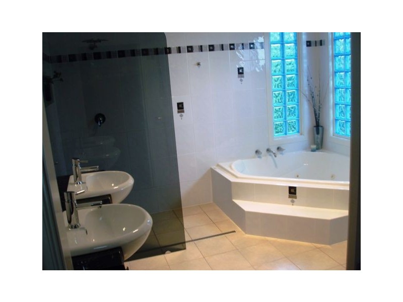 12 Home Street, Hat Head NSW 2440