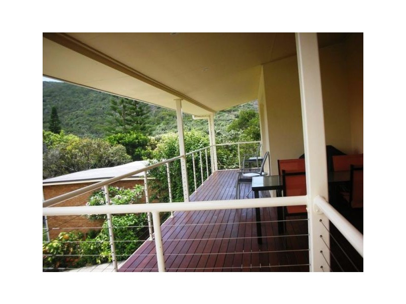 12 Home Street, Hat Head NSW 2440