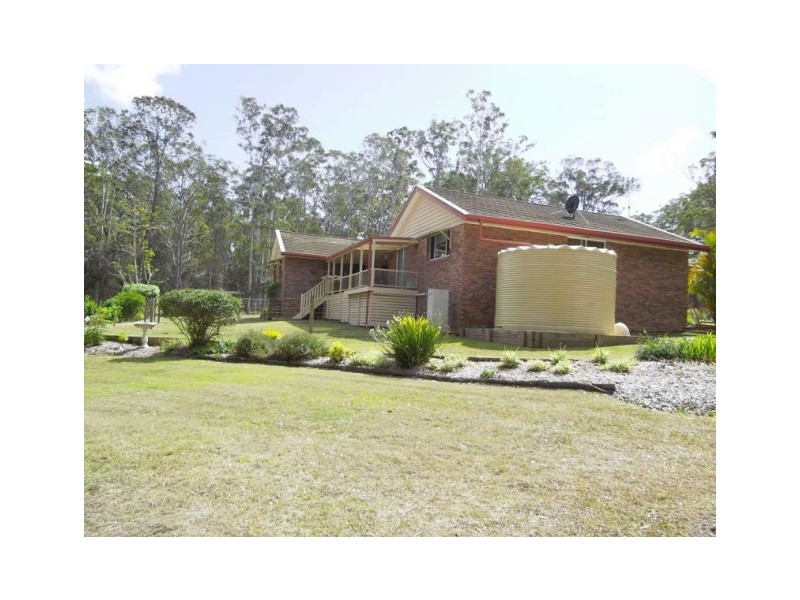 64 Hillview Drive West End, Kempsey NSW 2440