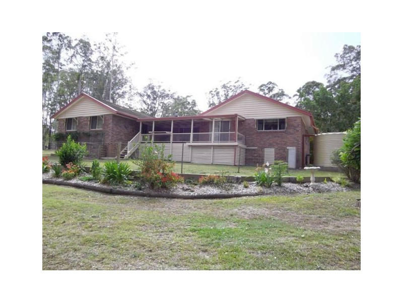 64 Hillview Drive West End, Kempsey NSW 2440