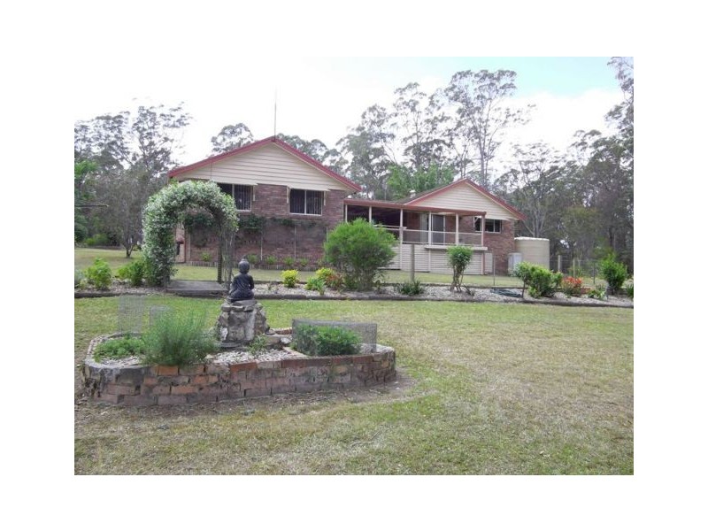 64 Hillview Drive West End, Kempsey NSW 2440