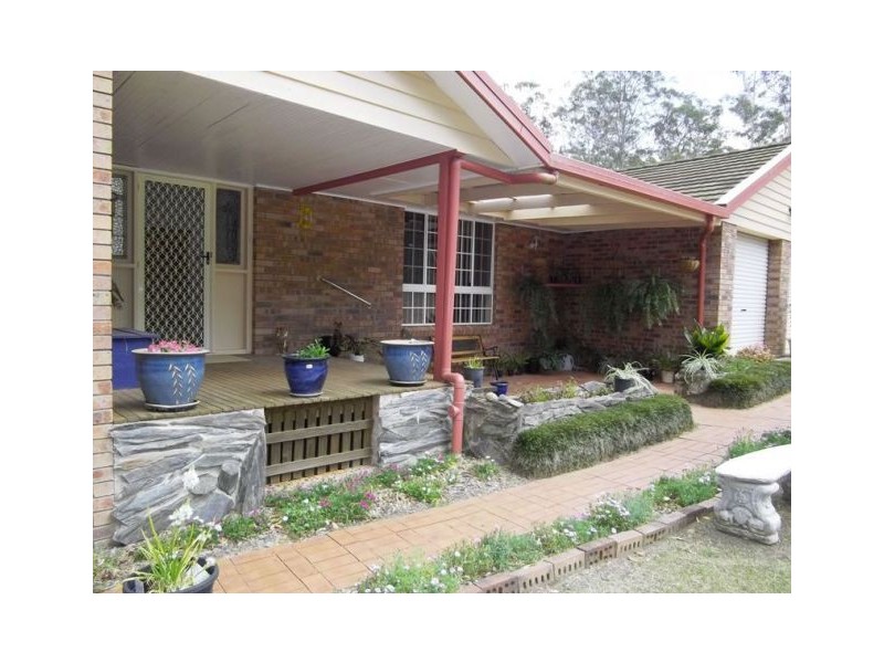 64 Hillview Drive West End, Kempsey NSW 2440